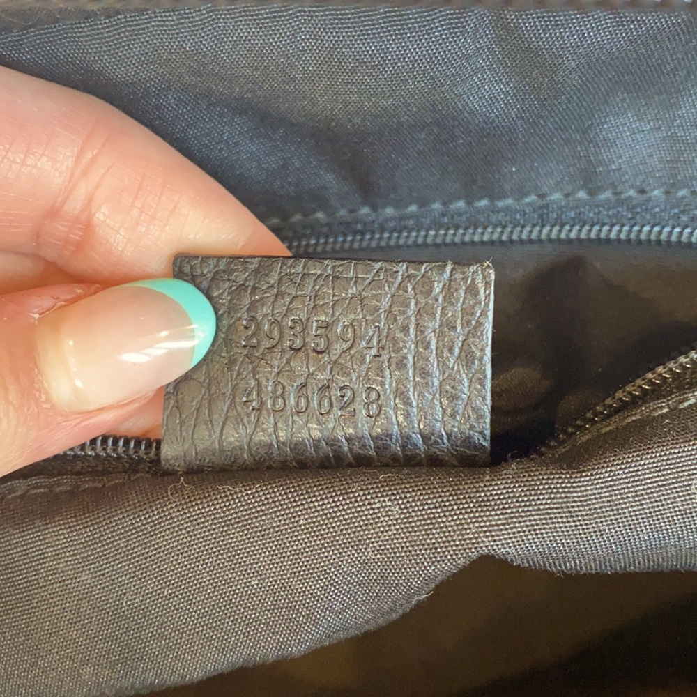 Gucci Handbag - Picture 6 of 9